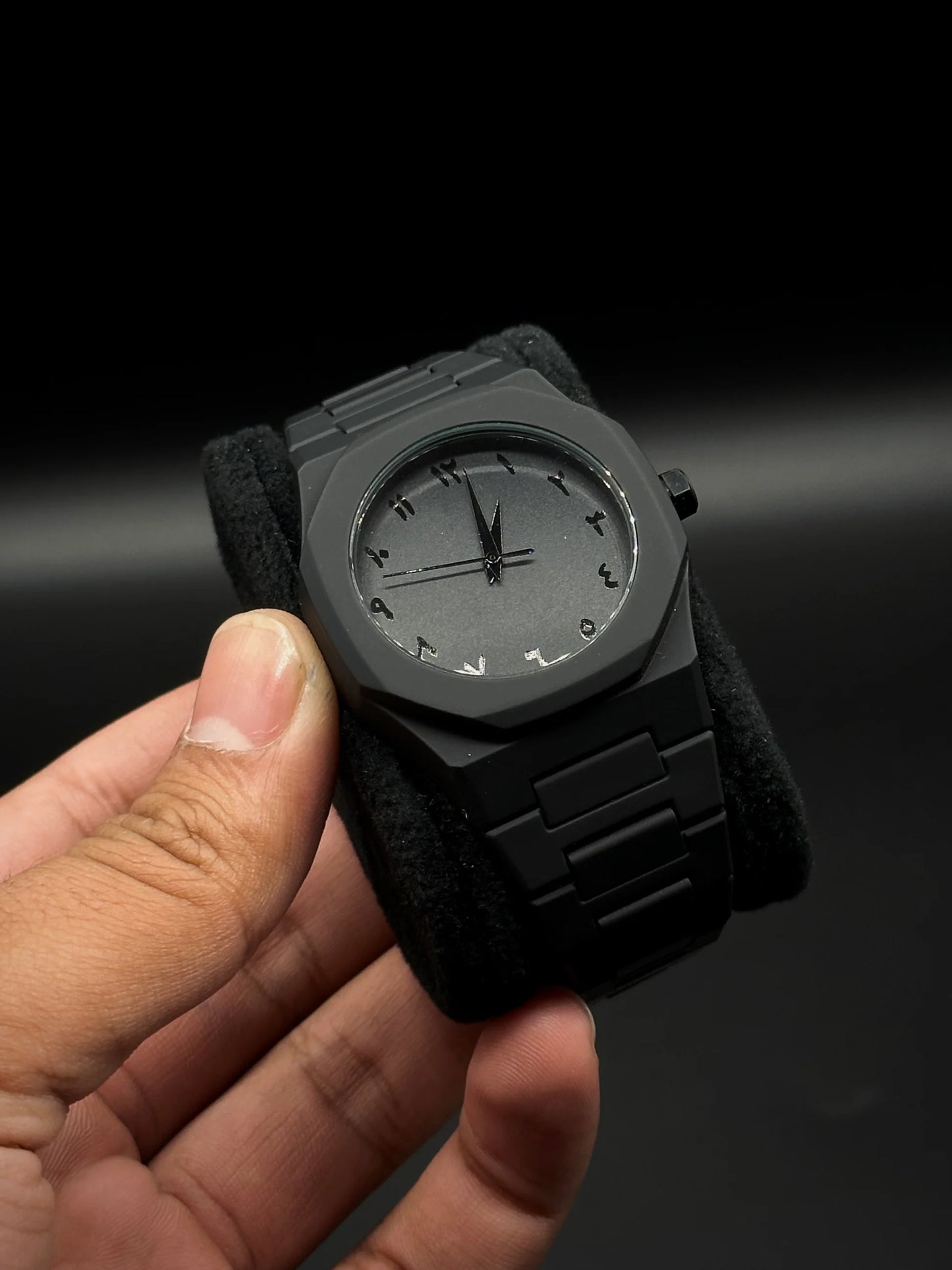 ARABIC AURA BLACK WATCH